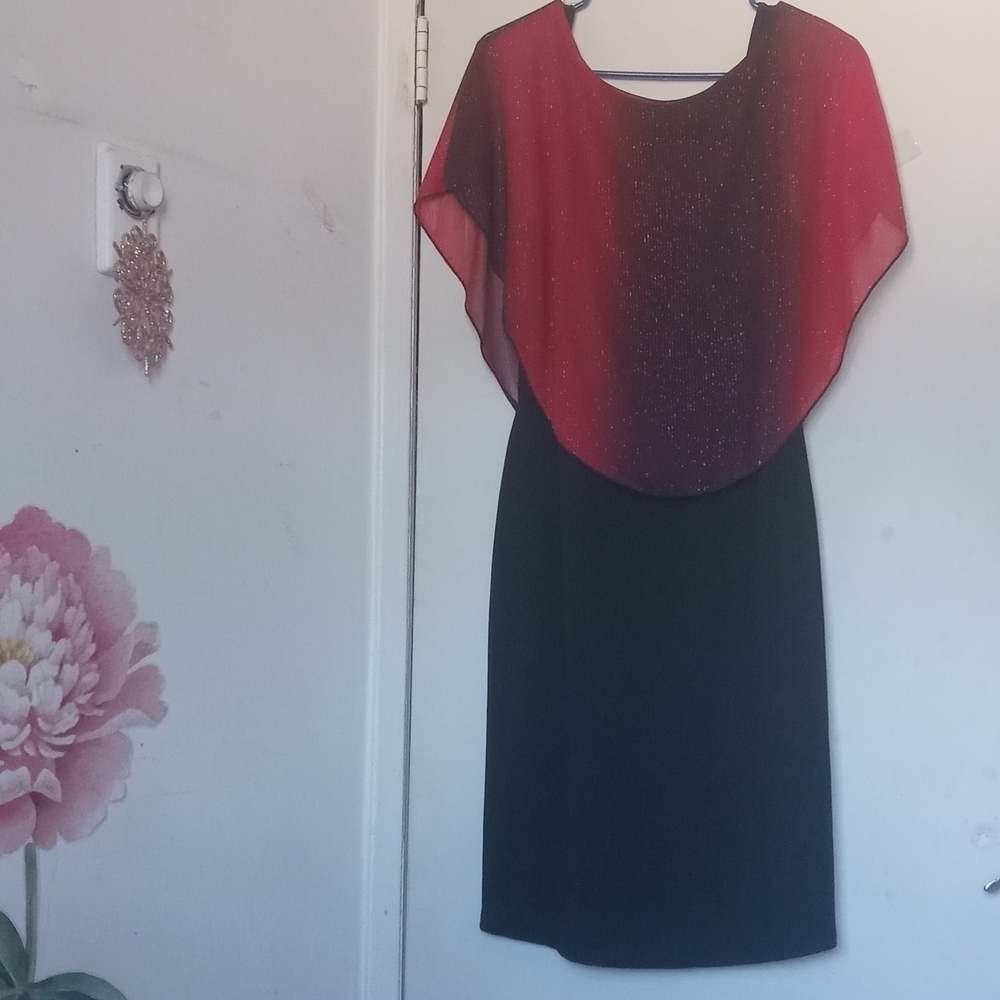 Black dress with red detail size xl